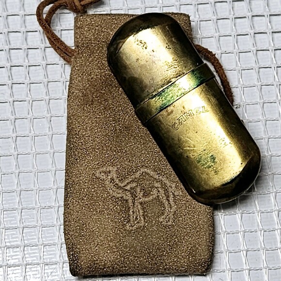 Vintage RJR RJ Reynolds Tobacco Brass #5 Camel Lighter in Suede Drawstring Bag - Picture 7 of 10